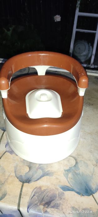 Продам горшок б/у 1000 тг