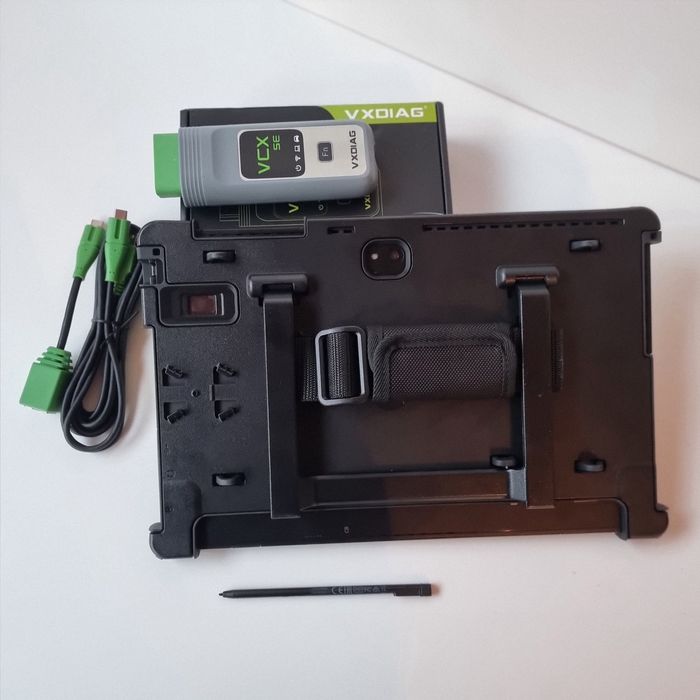 Diagnoză/ Tester BMW INPA/ ISTA+ /Esys cu Tabletă  FUJITSU Rugged