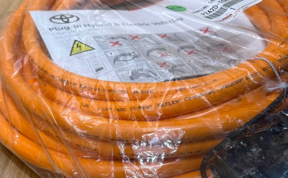 Кабел за зареждане Toyota RAV 4, PLUG-IN