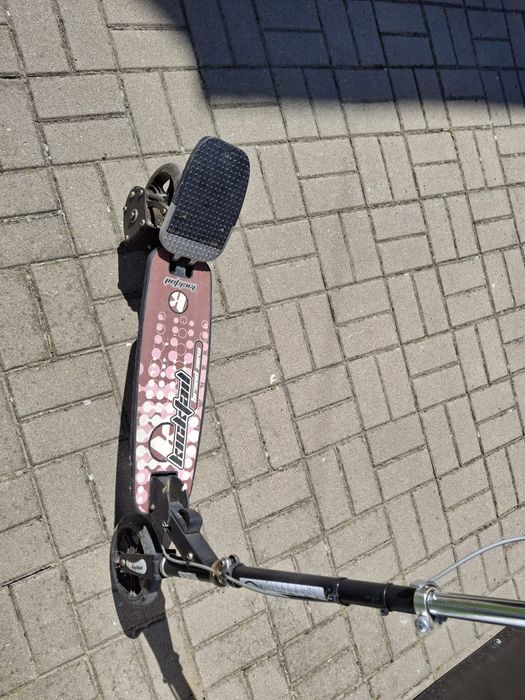 Vand trotineta in stare buna