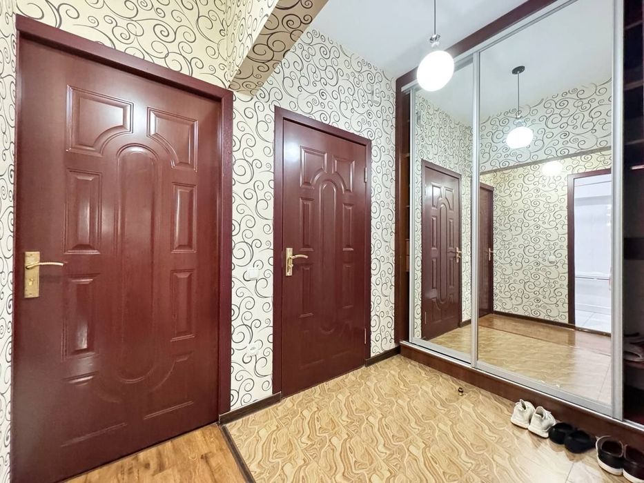 Срочно Продаётся Эльбек 2/9/9 ремоно хороший с мебелью техникой !