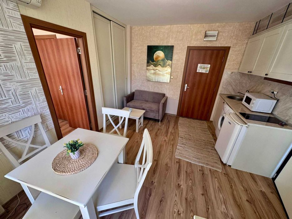 Продава се Двустаен апартамент в к.к. Слънчев бряг - 65 кв.м за 721 €/кв.м - Снимка #3