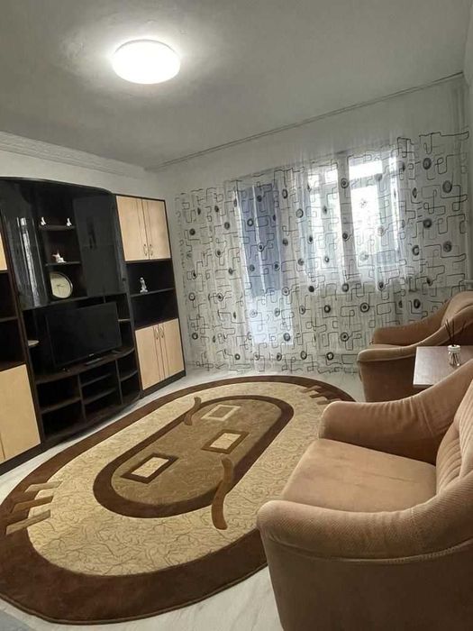 Inchiriez apartament 2 camere, decomandat, spatios, complet mobilat