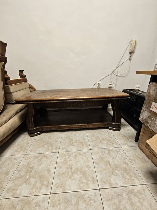 Продавам стари мебели