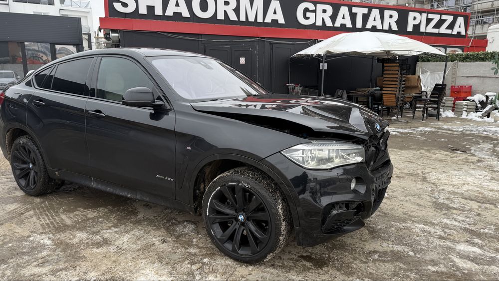 Bmw x6  avariat.
