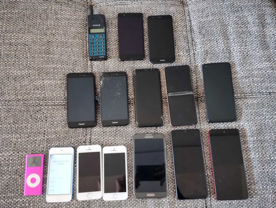 РАЗЧИСТВАНЕ ЛОТ GSM телефони за части