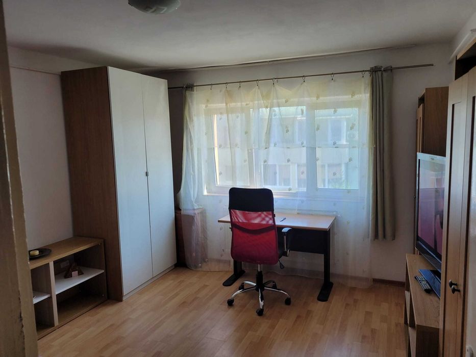 Garsoniera de inchiriat 310 €