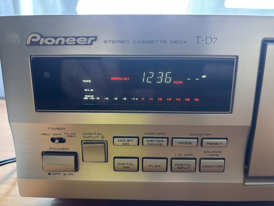 Кассетная дека Pioneer T-D7