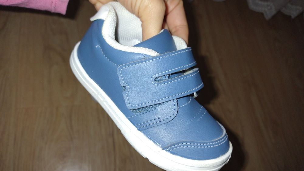 Adidasi baiat , marimea 24 ( 14,5 cm ) , Decathlon