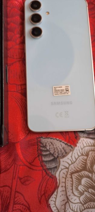 НОВ! Samsung Galaxy S24 FE 5G 256GB 8RAM Graphite / Mint