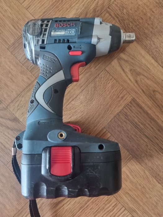 BOSCH pistol cu impact