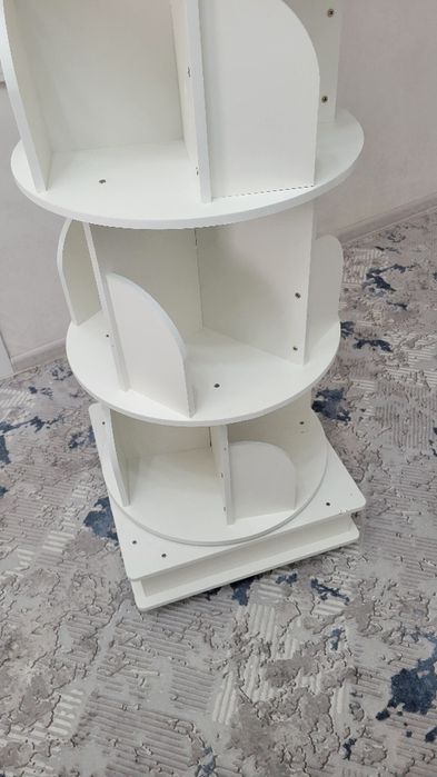 книжная полка на 360 градусов!