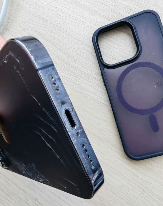 iPhone 14 Pro - 128 GB - Purple - case