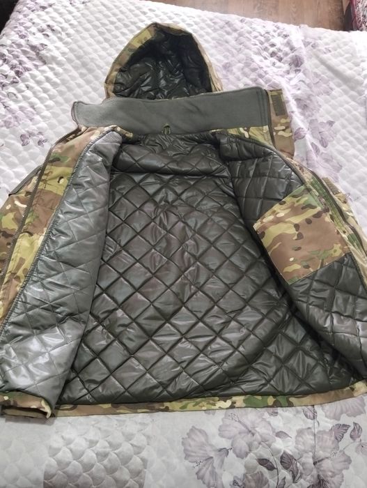 Продам (весенни, осенни) куртку.