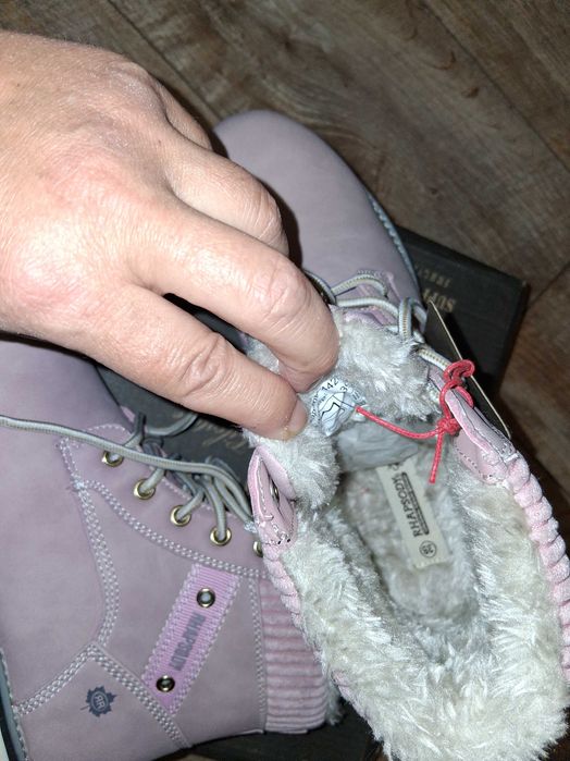 Намалена цена 23,00е  н.39 RHAPSODY боти