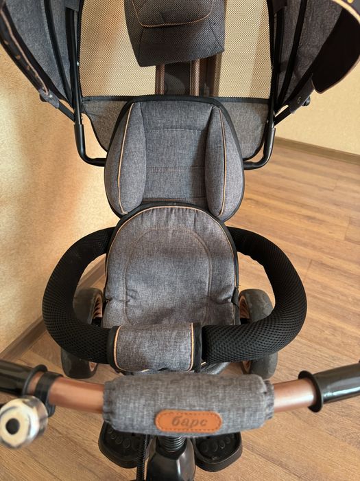 Трехколесный велосипед