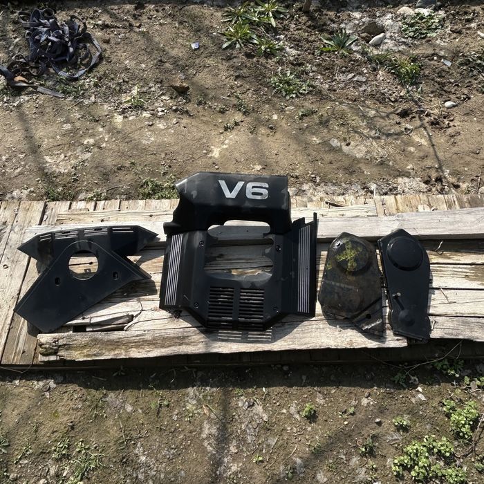 Ауди 2.6 крышка двигатель