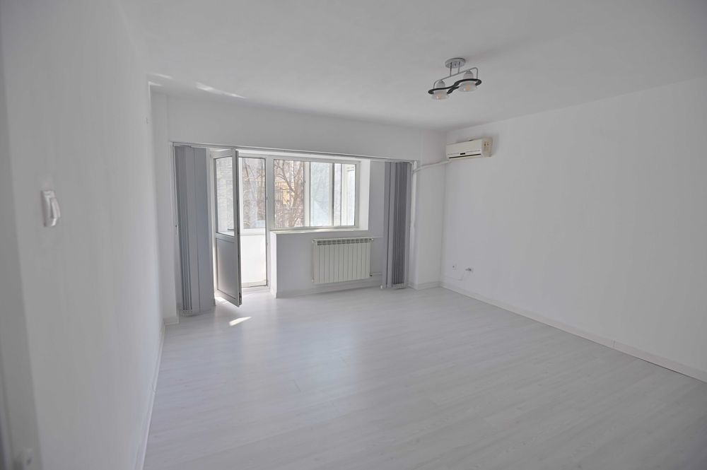 Proprietar vand apartement 2 camere Decebal / Alba Iulia