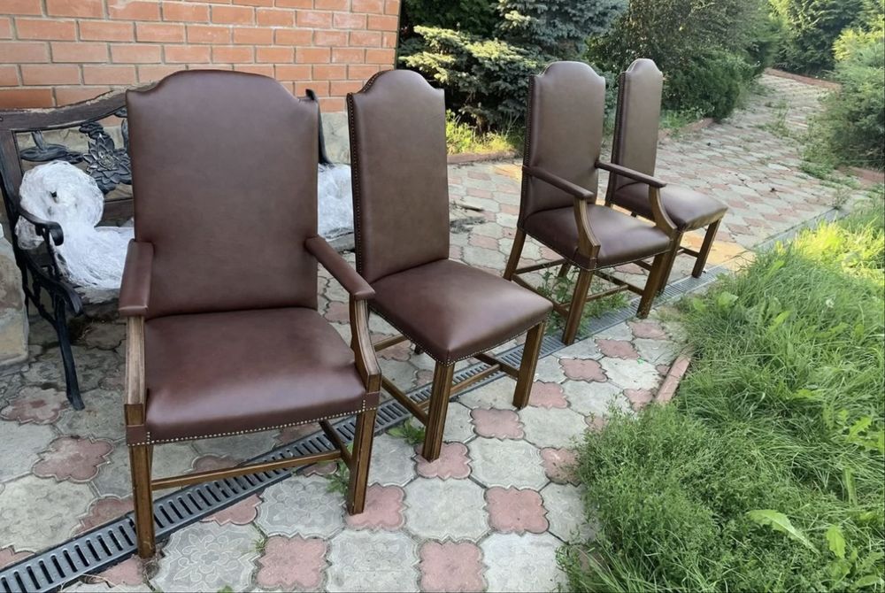 Перетяжка -обивка и ремонт мягкой мебели