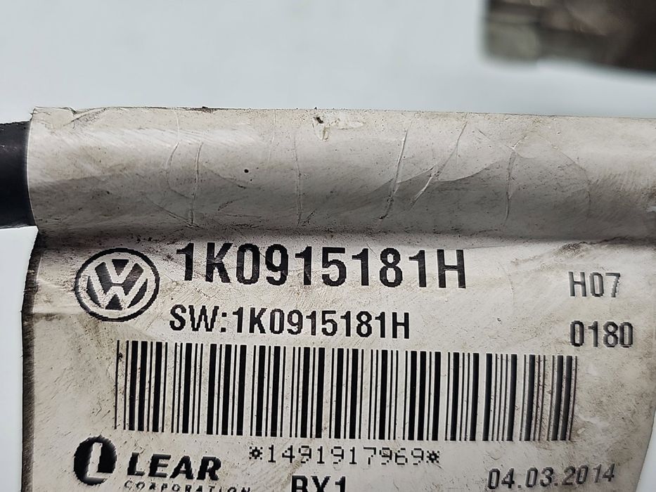 Borna baterie (-) Volkswagen Passat B7 (362) [Fabr 2010-2014] 1K091518
