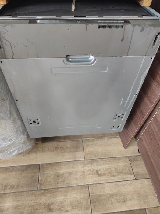 Посудомоечная машина midea