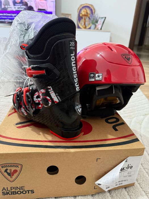 Clapari si casca ski