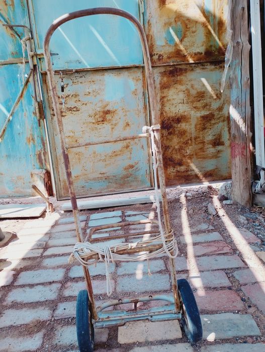 Тележка бывшее в употреблении