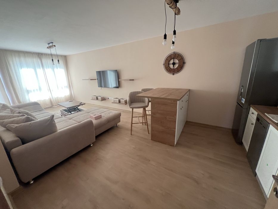 Дава се под наем Тристаен апартамент в Пловдив, Южен - 100 кв.м за 612 € - Снимка #5