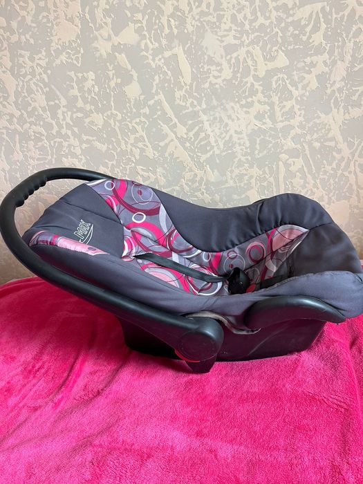 Продам автолюльку в хорошем состоянии