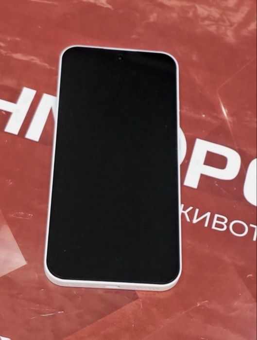 КАТО НОВ 256GB Nothing Phone 4a 5G Гаранция Технополис 2028г. White
