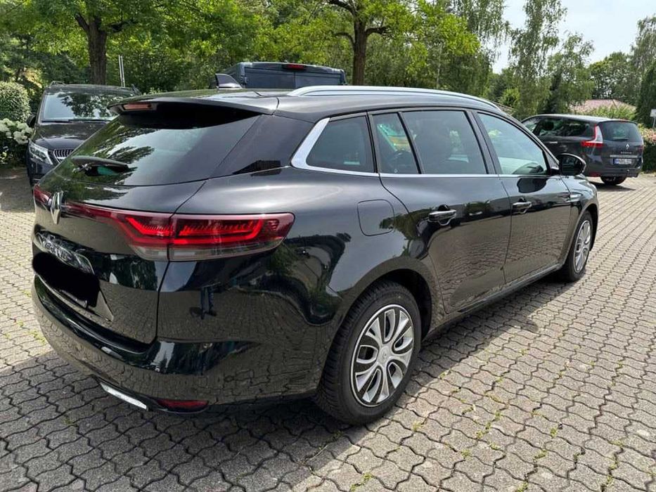 Inchirieri auto Bucuresti - inchiriere masina Renault Megane Aeroport