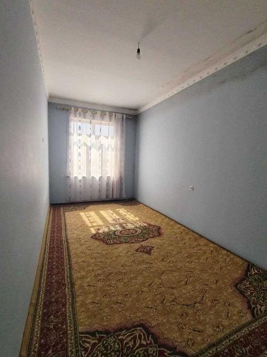 Продается 4х комнатная квартира на Шарк1 базарчик 127 м2Цена 60000 у.е