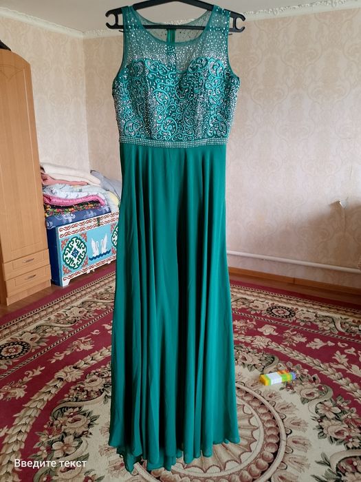Платье 46размер вечернее