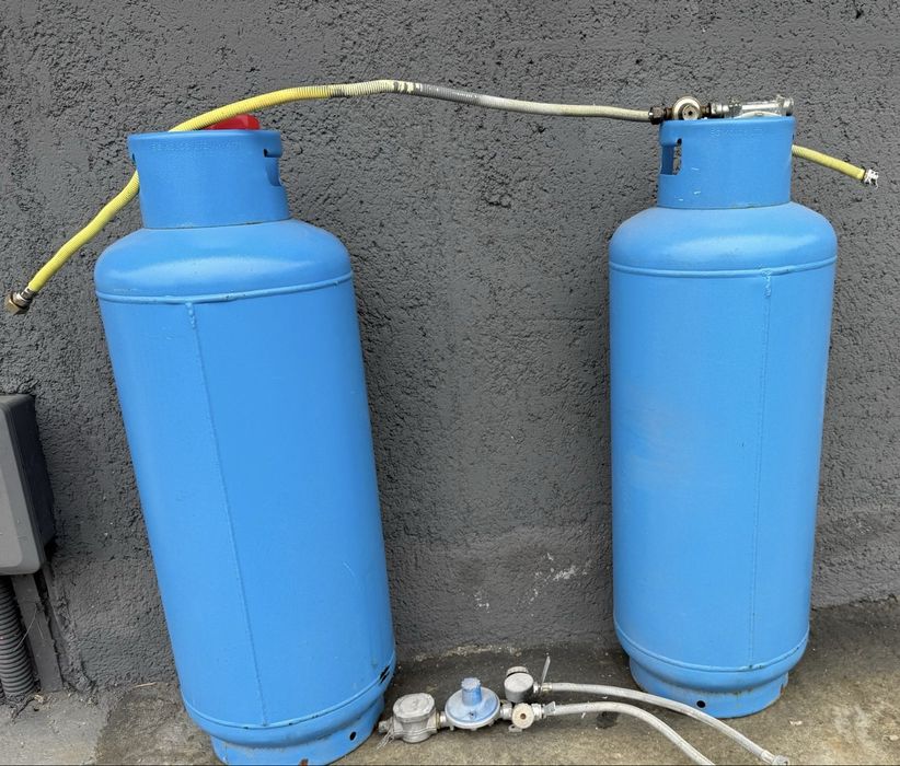 Kit butelii LPG de 2 x 83 litri