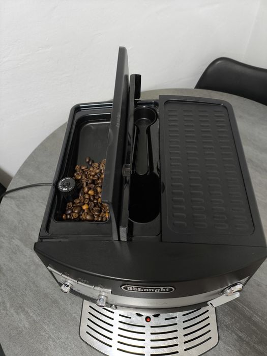 De Longhi Magnifica