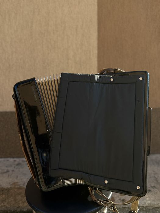 Acordeon italian  Settimio Soprani 120 bași