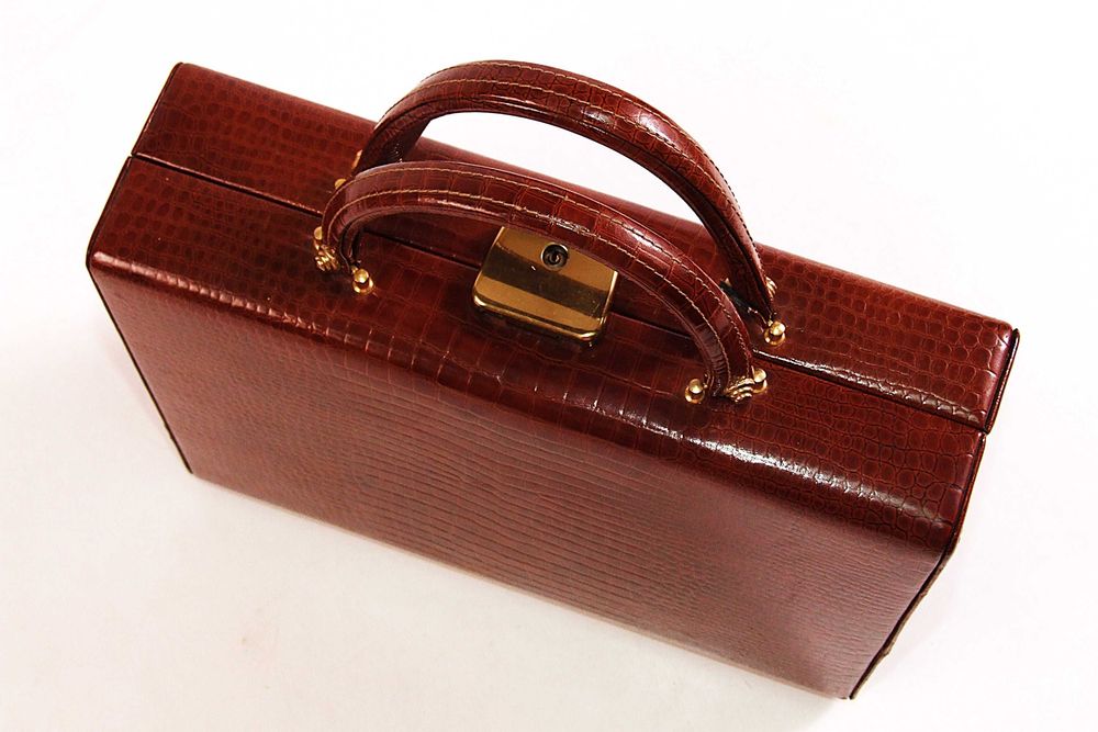 Geanta DIPLOMAT dama, piele naturala aligator, cheita, Made in England, NOUA