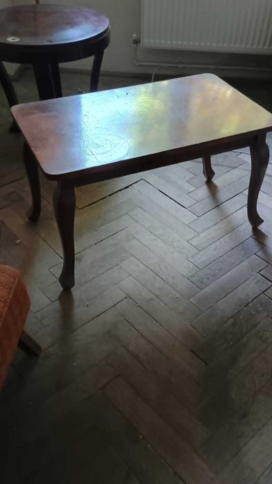 VIND  mobilier vechi (anii 1980 ) in perfecta stare,