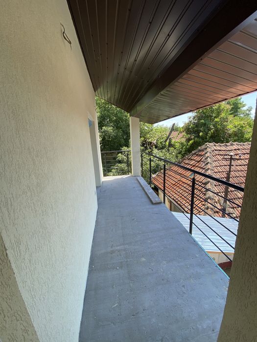 Inchiriez casa zona Ronat