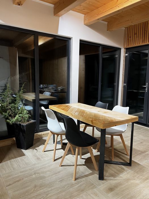 Cabana Merlin de inchiriat Baisoara  Muntele Baisorii Apuseni