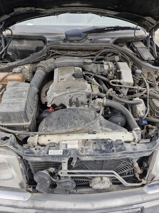 Мерцедес 124 2.0 136 НА ЧАСТИ