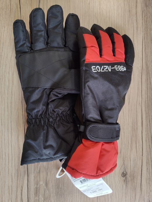 Горнолыжные перчатки LC Waikiki