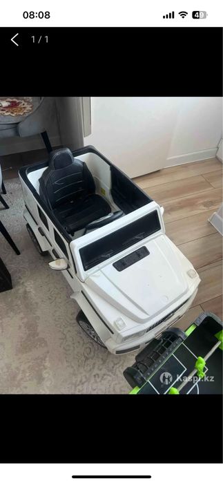 Детский автомобиль