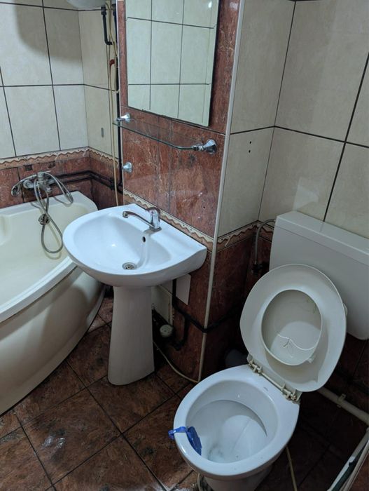 Apartament 3 camere semidecomandat 65.53 MP utili