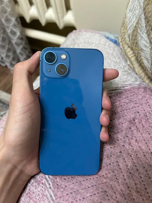 iPhone 13 с гарантией