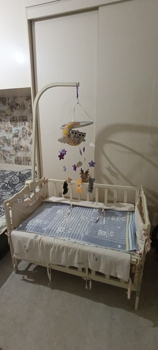 Детская кроватка