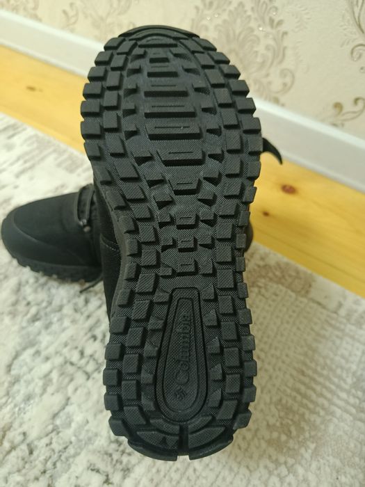 Женские зимние сапоги 40 раз.