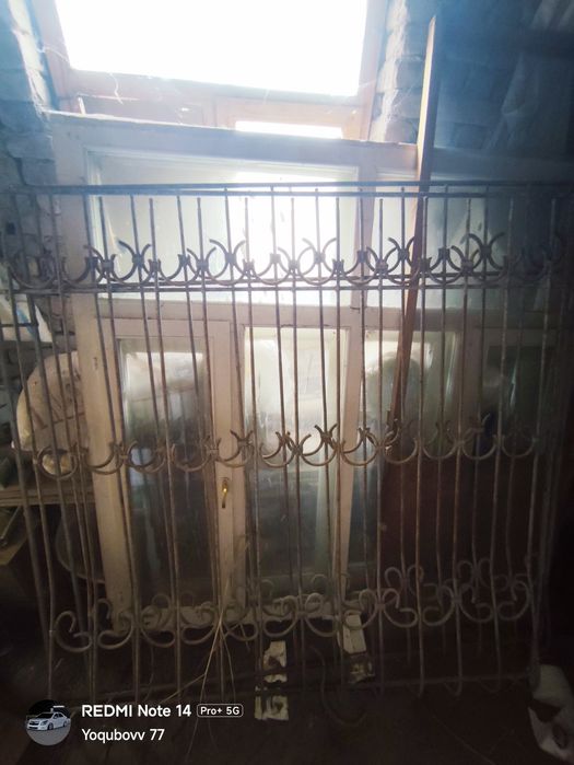 Shu 2-ta oyna bilan 2-ta rishotka sotiladi komplek, narxi kelishiladi.