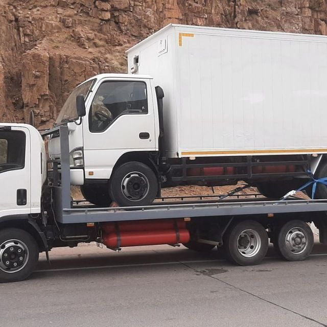 Isuzu   5 tōnali  lenteka.  Balonlari. Yangi Dakumenti joyida