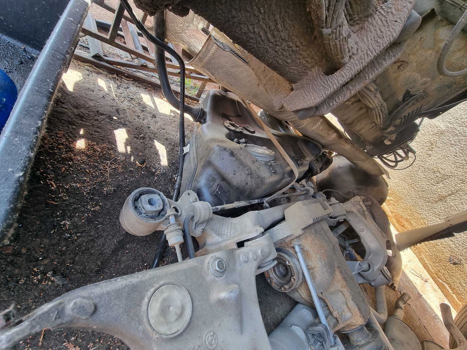 Punte spate BMW 530 xDrive 231 CP   E60     Cutie Manuala